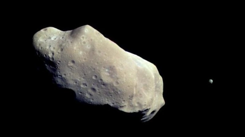 Астрономы обнаружили на орбите Юпитера астероид с уникальной двойной орбитой