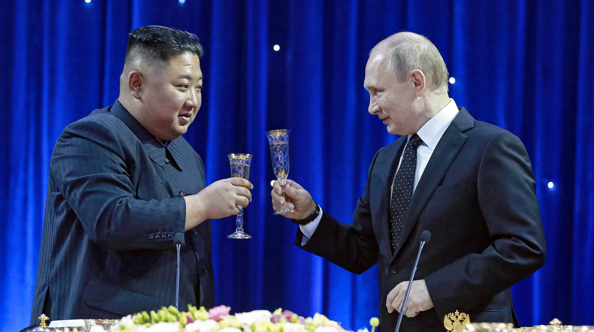 Пресс-секретарь российского президента Дмитрий Песков заявил о подготовке визита Владимира Путина в Корейскую Народно-Демократическую Республику в ближайшем будущем.