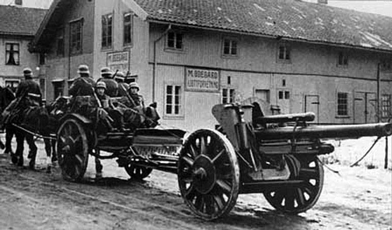 Послевоенная служба и боевое применение 105-мм гаубиц, изготовленных в нацистской Германии Послевоенная служба и боевое применение 105-мм гаубиц, изготовленных в нацистской Германии оружие