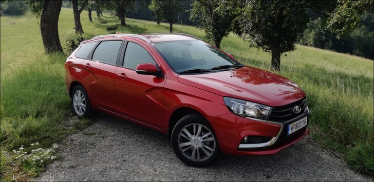 LADA Vesta SW получила автомобильную премию Австрии Marcus 2019 за экономичность Lada Vesta SW