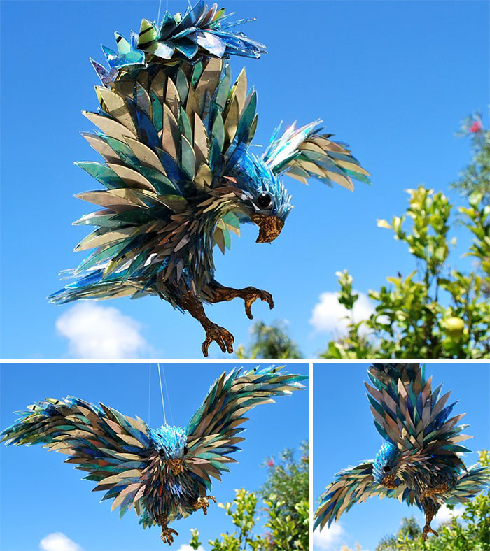 Animal Sculptures Made Of Shattered Cds