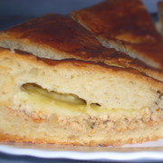 Пирог с курицей и сыром