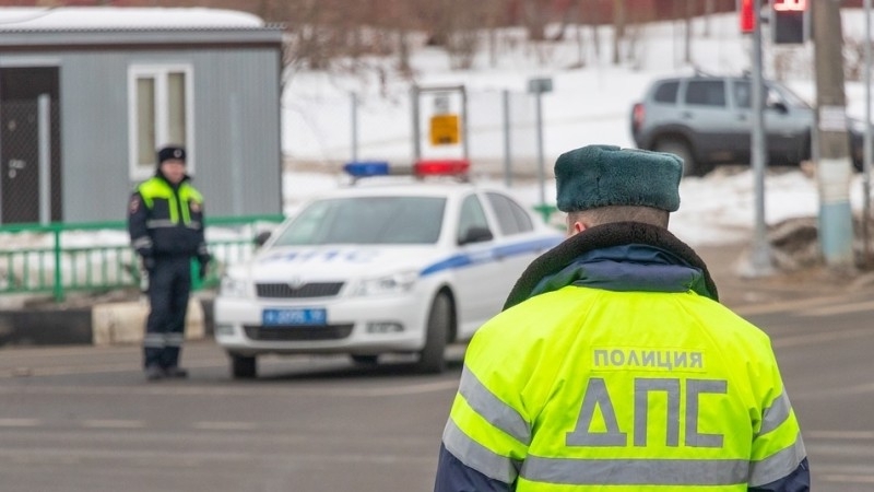 Элитная иномарка протаранила бывшее здание ГИБДД в центре Тулы