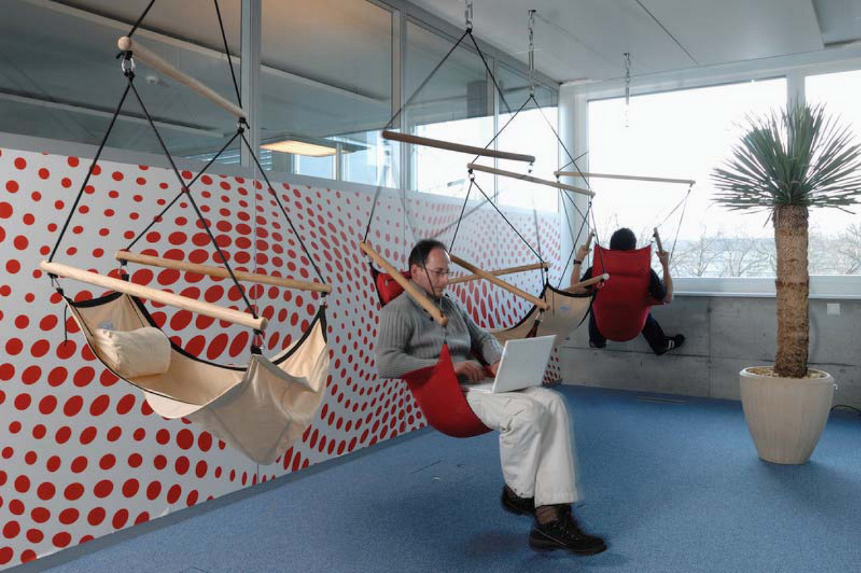 Дизайн помещений — одно из главных условий комфорта; красивые офисы, из которых не хочется уходить