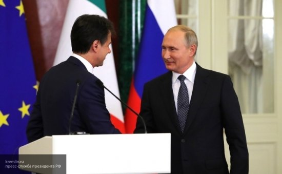 Италия выступает за занятие санкций Евросоюза с России  