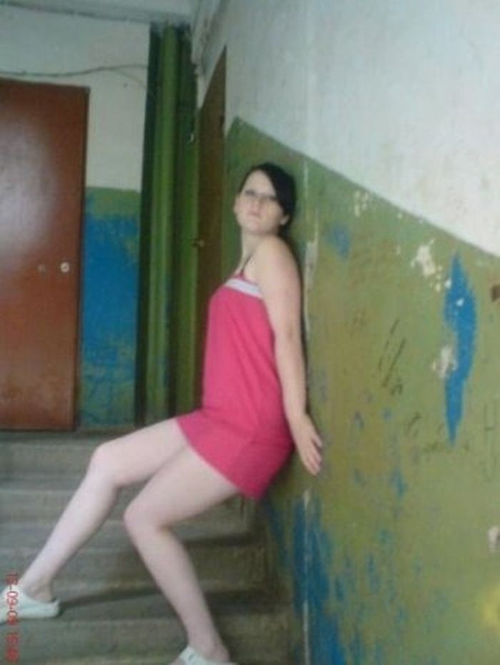 Самки этого вида мало чем отличаются от самцов, только что гендерными признаками, и некоторыми повадками. быдло, гопники, подъезды, фотографии