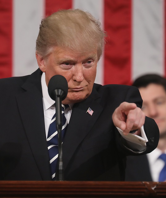 Фото. Дональд Трамп обращается к членам Конгресса США © JIM LOSCALZO | GLOBALLOOKPRESS.COM