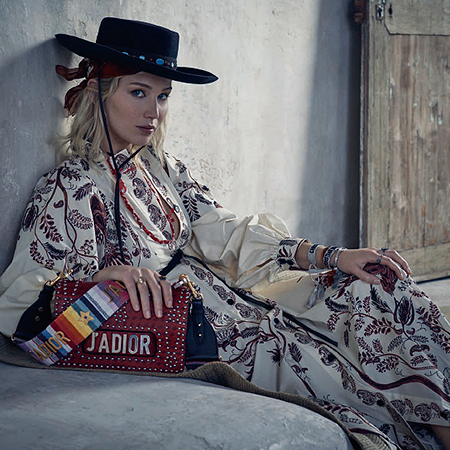 Феминизм на Диком Западе: Дженнифер Лоуренс в полной версии рекламной кампании Dior Resort