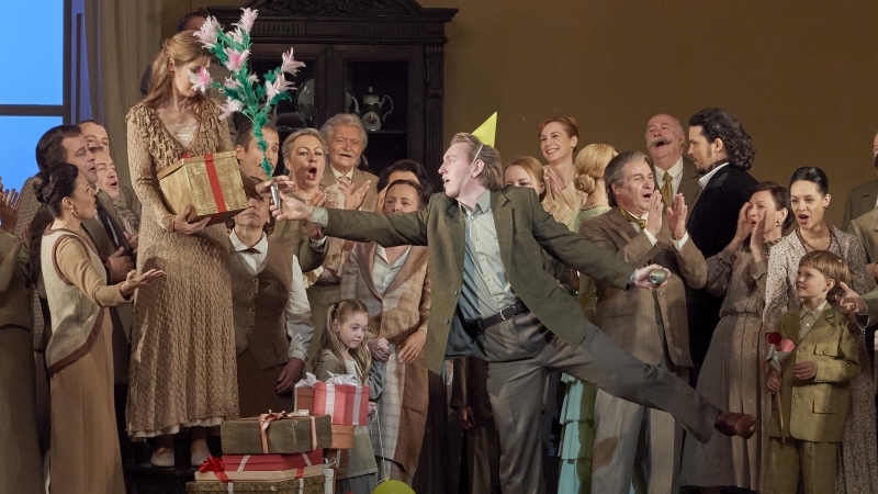 Богдан Волков: В последнее время у меня настоящий марафон новых партий Общество