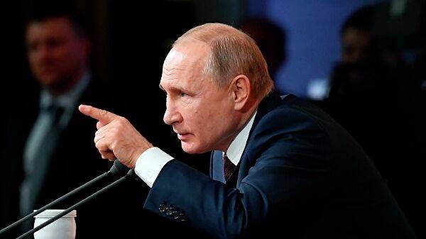 Развал Украины изнутри: Путин не зря вспомнил исторические аспекты