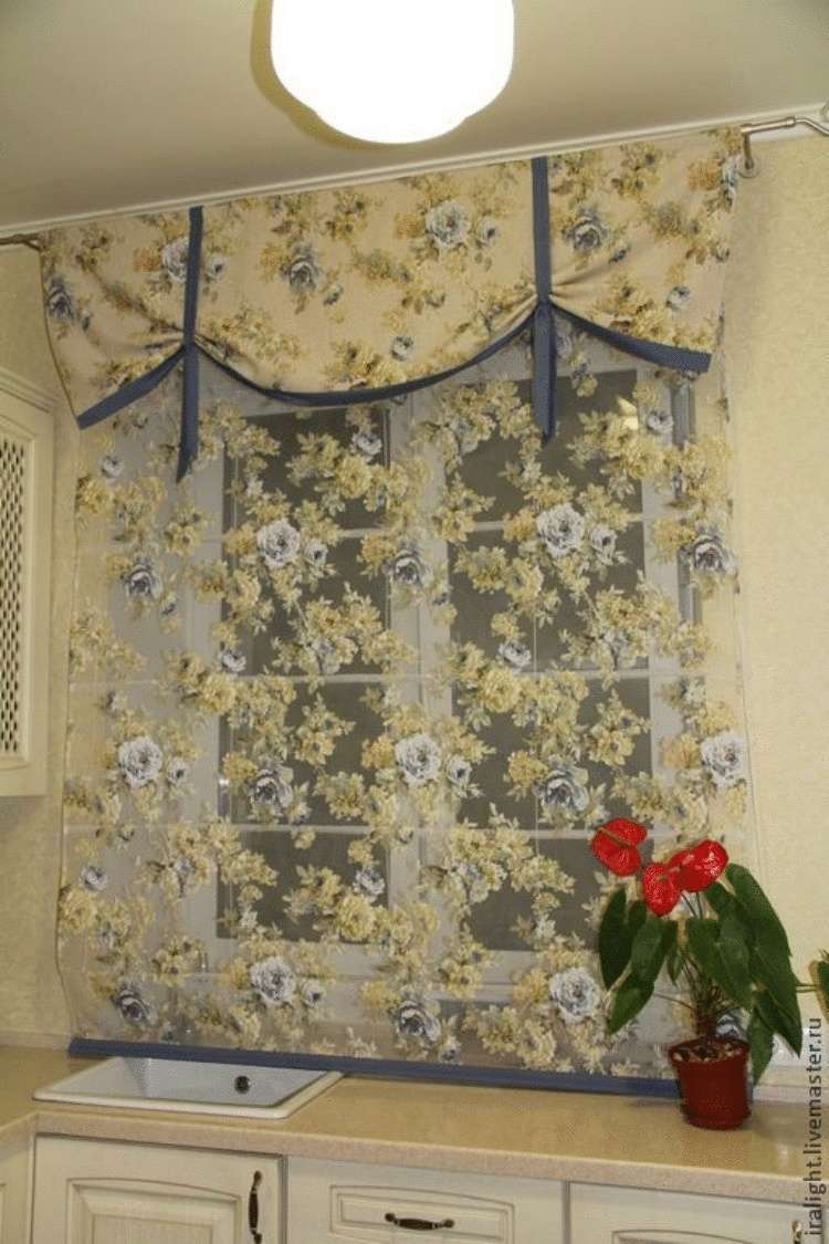 20 чудесных идей, как украсить окно на кухне шторами 