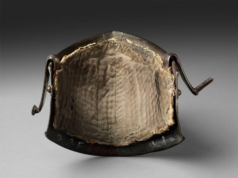 Шлемы и доспехи: Филадельфийский музей искусств история,оружие