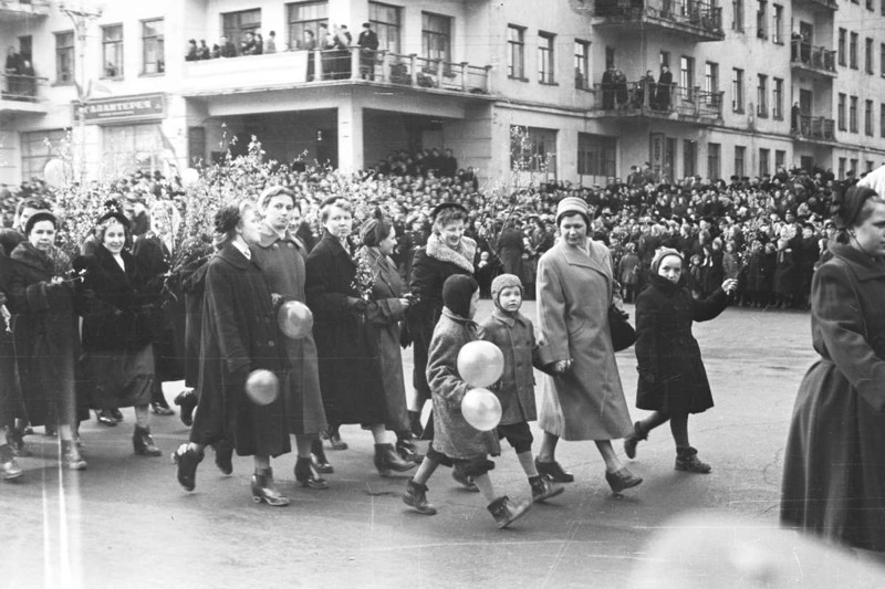 Как отмечали Первомай в Советском союзе наши предки 1 мая, СССР, мир труд май, ностальгия