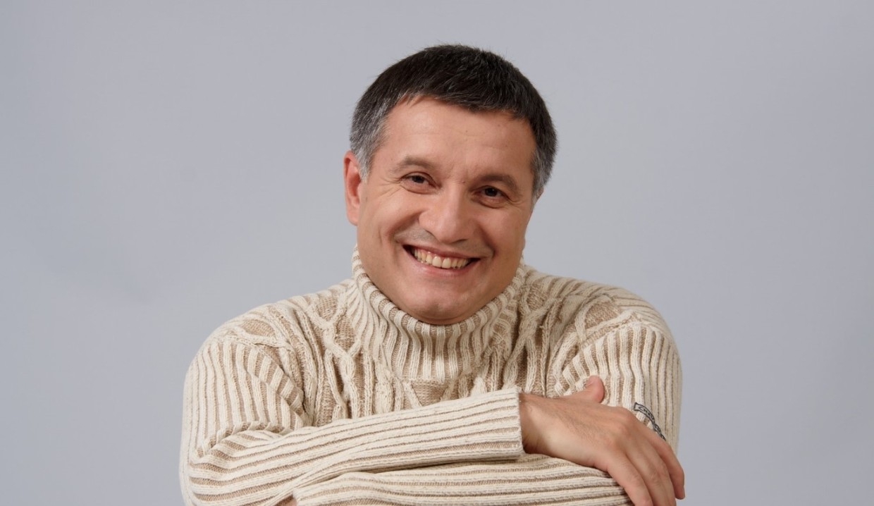 Аналитик Золотарев объяснил, чем бы обернулось назначение Данилова главой МВД Украины Политика