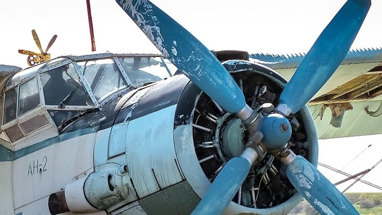 Небольшой самолет разбился в Казахстане