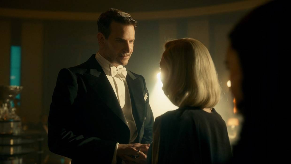 Режиссер «Аллеи кошмаров» хочет выпустить черно-белую версию фильма