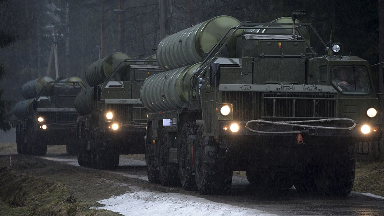 Гладков: средства ПВО уничтожили четыре ракеты в небе над Белгородом