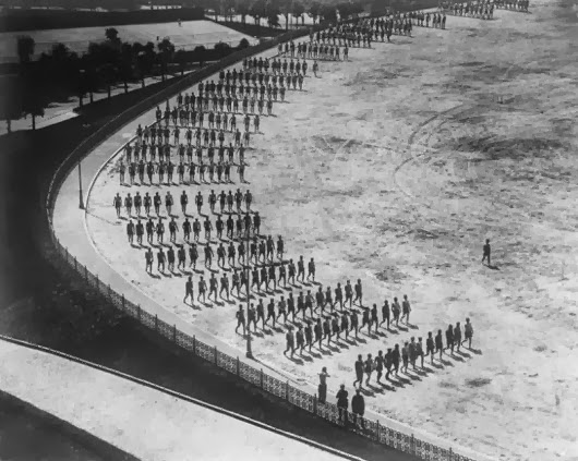 История в фотографиях Аркадия Шайхета 