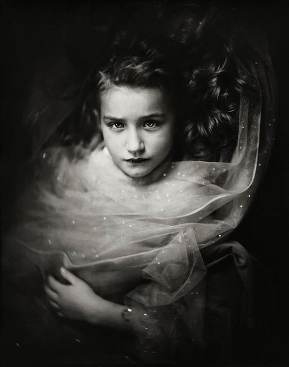 Снимая детей, фотограф использует 166-летнюю технику и результат потрясает 