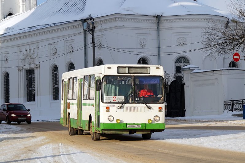 Бывший московский ЛиАЗ-5256. Арзамас, автобус, лиаз, общественный транспорт
