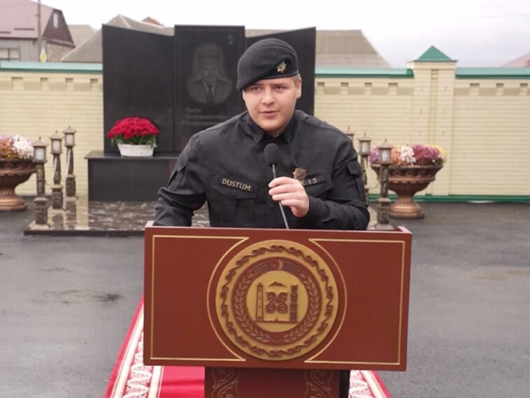 СМИ: 16-летнего сына Кадырова назначили куратором батальона имени шейха Мансура
