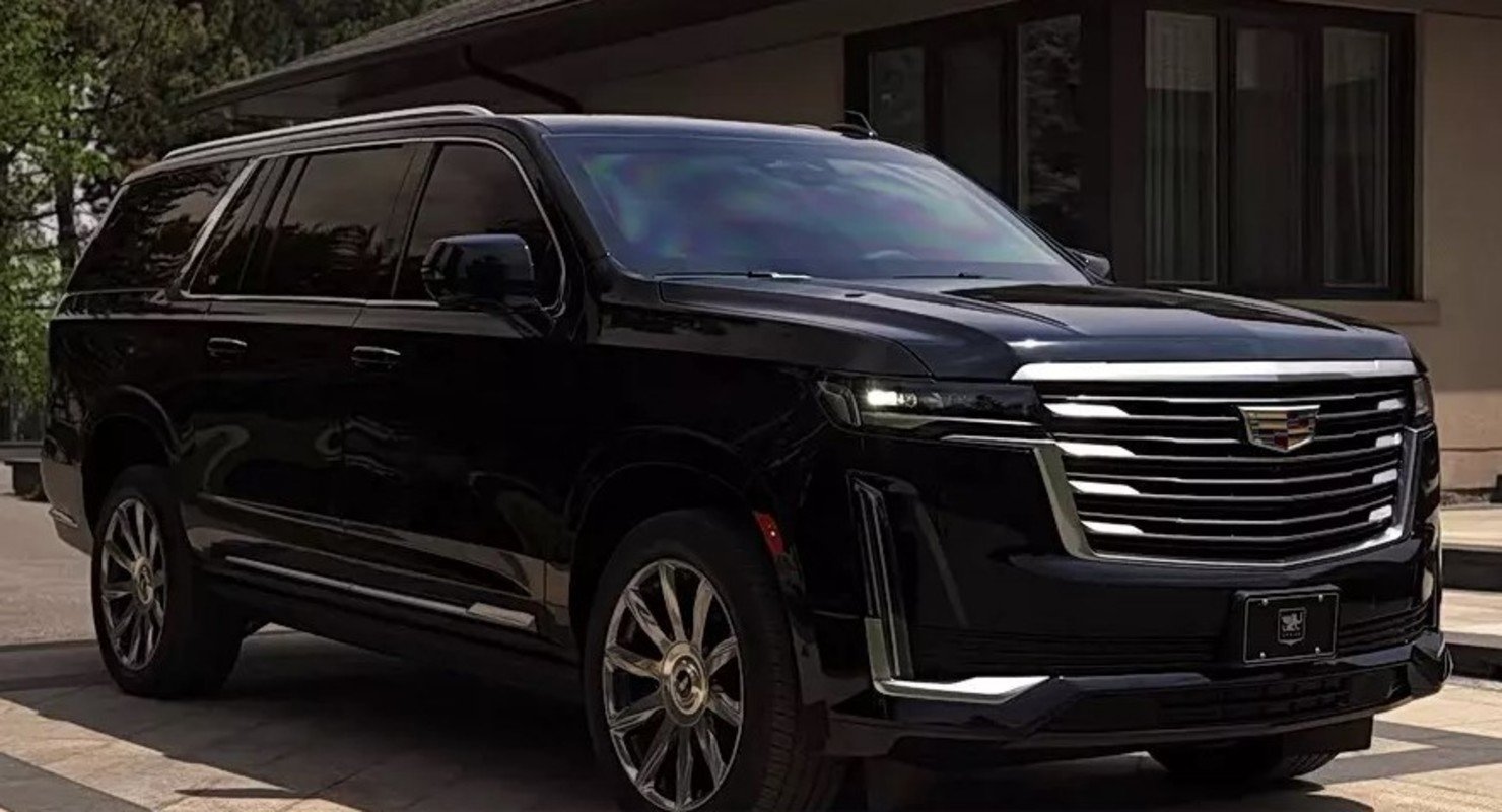 Новую модель Cadillac Escalade превратили в 5,8-метровый броневик