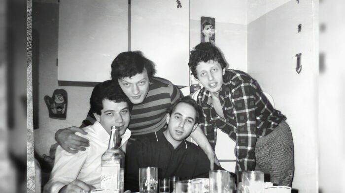 Михаил Ширвиндт в молодости (справа на фото).