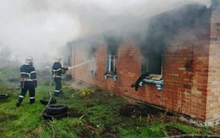 На Черкащине в пожаре частного дома погибли двое взрослых и 4-летний ребенок