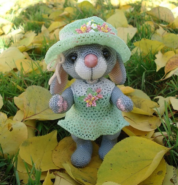 Авторские игрушки из бисера Авторские игрушки из бисера игрушки