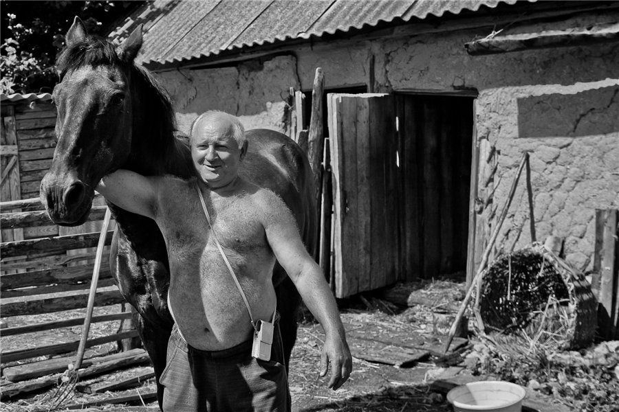 «Прощай, забытая Россия!»: зачем фотограф из Брянска снимает исчезающие деревни вымирание,глубинка,деревни,Россия,фотография,фотопроект