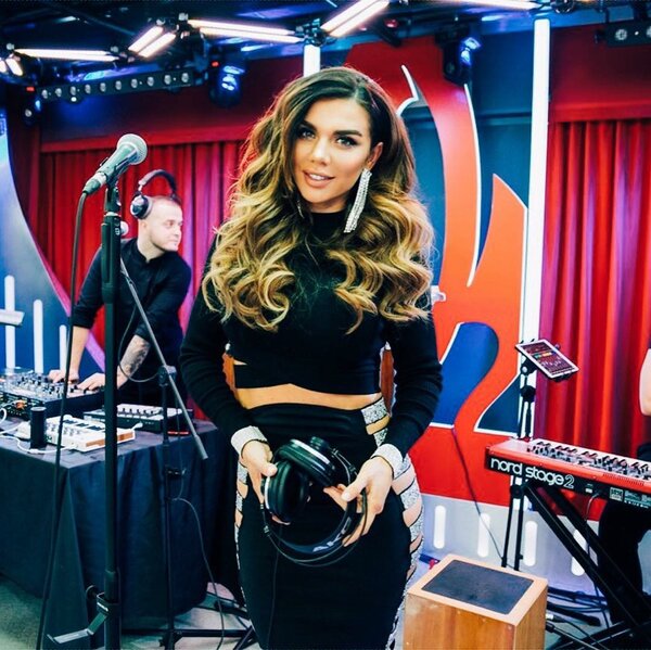 Анна Седокова: жизнь певицы и обида из-за безразличия публики 