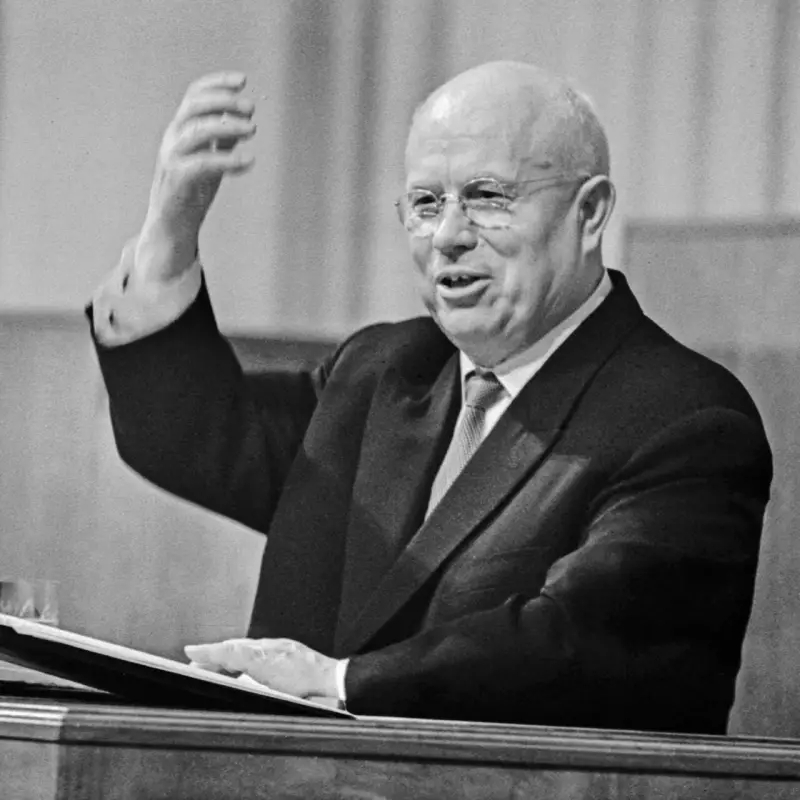 Хрущёв: от рабочего до лидера ядерной сверхдержавы