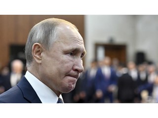 Лучшее в России случается, когда народ верит власти