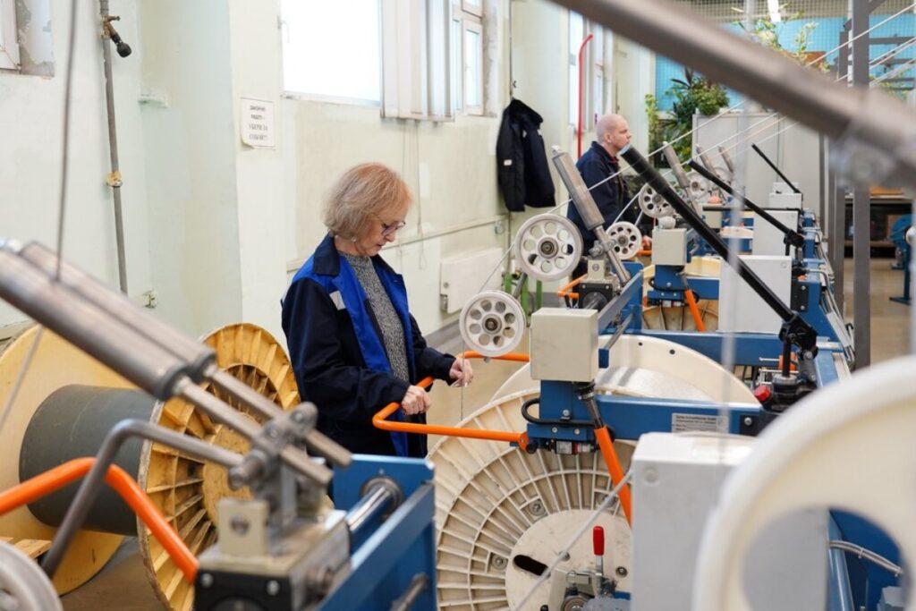 Росстат: выросло число регионов с зарплатой выше 100 тыс. рублей