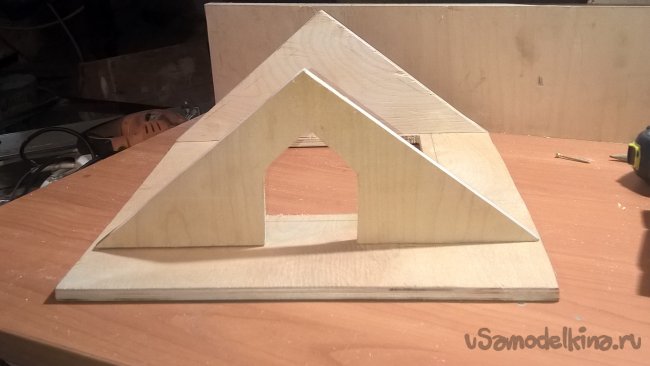 Двухэтажный скворечник в стиле люкс Двухэтажный скворечник в стиле люкс кормушка своими руками