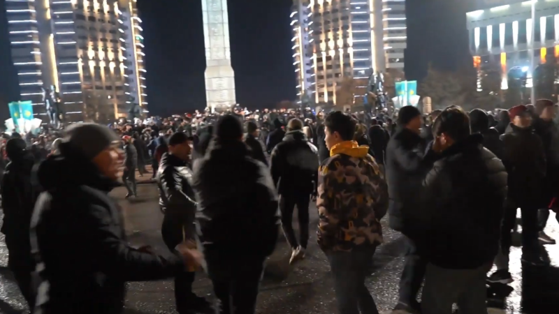 Два заместителя акима Алма-Аты получили ранения при обстреле