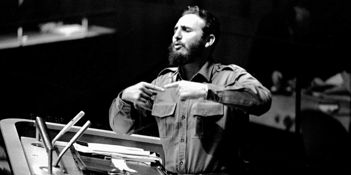 ВЫВЕЗТИ ФИДЕЛЯ ИЗ США: ПЯТИСУТОЧНЫЙ РЕЙД ИЛ-18 ВЫВЕЗТИ ФИДЕЛЯ ИЗ США: ПЯТИСУТОЧНЫЙ РЕЙД ИЛ-18 Авиация