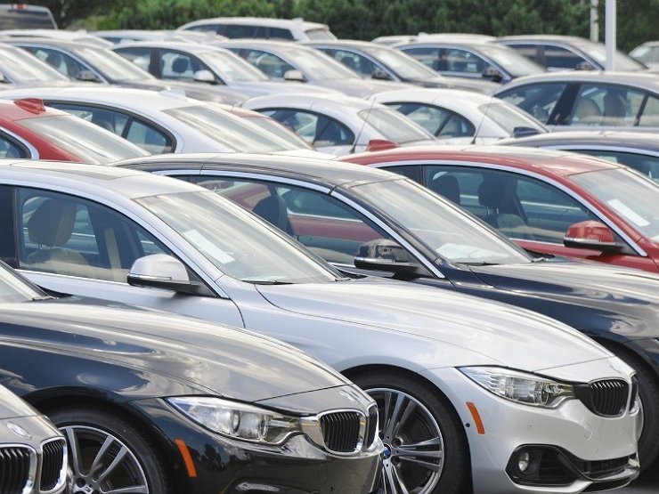 Почему не стоит покупать подержанную машину с турбомотором, люком и даже АКП