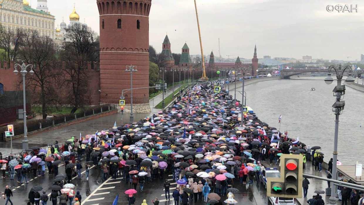 Москва принимает. Запланированные мероприятия на 1 мая в Москве видео онлайн.