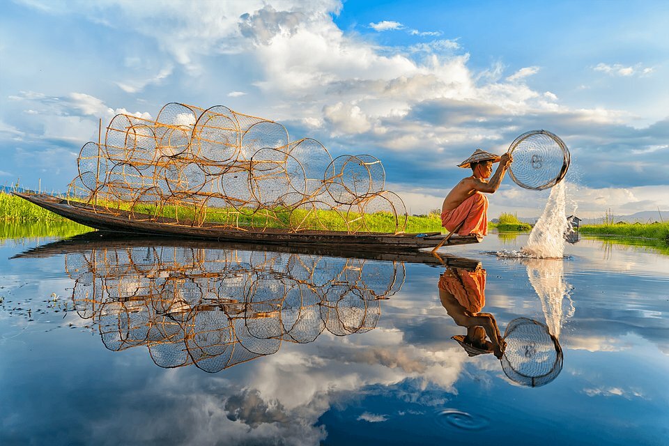 "Рыбалка". Автор @ caongocdiem7879 (Вьетнам). Снято на озере Инле, Мьянма 