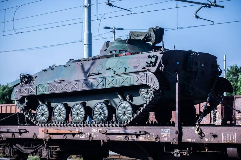Украина получила словенские БМП M-80A Украина получила словенские БМП M-80A оружие