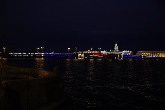 Мосты не будут разводить в Петербурге после празднования Дня Победы