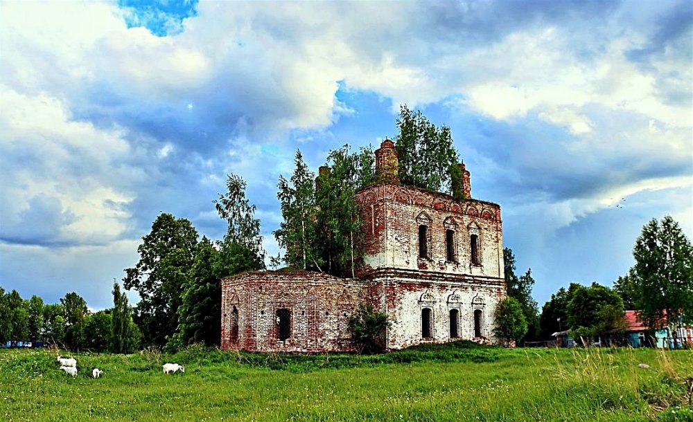 Церковь Николая Чудотворца в Ставотино нынче в упадке.