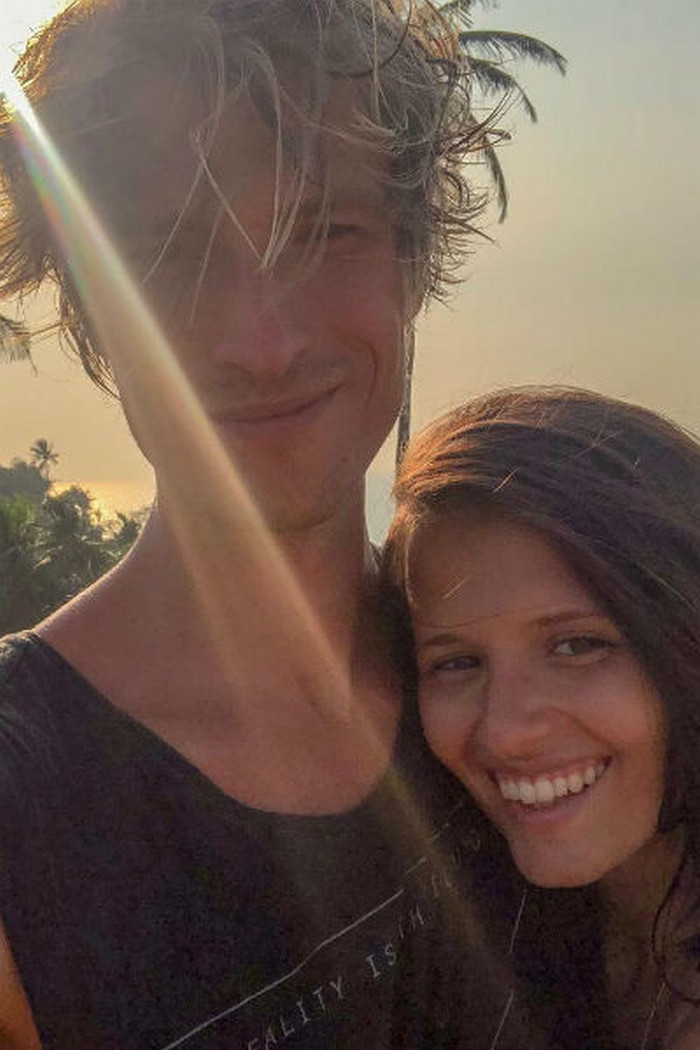 За эскорт-услуги звезды За эскорт-услуги звезды