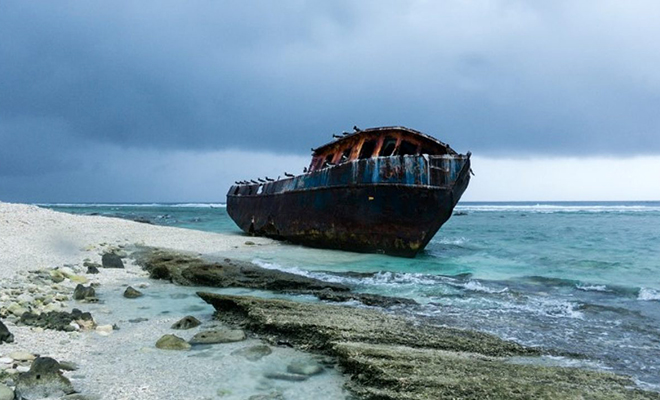 В 1910 году на необитаемом острове посреди моря забыли 100 человек и вспомнили о них только через 7 лет