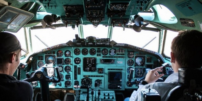 Коммерсант узнал о возможном лишении лицензий около 5 тысяч пилотов