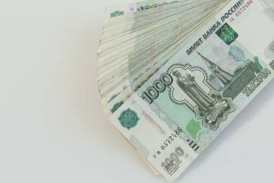 Экономисты: Россия способна отказаться от доллара, но надо следить за уровнем госдолга