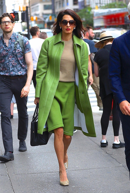 Рабочие будни: Амаль Клуни в Нью-Йорке во время Генеральной ассамблеи ООН Мода,Стрит-стайл
