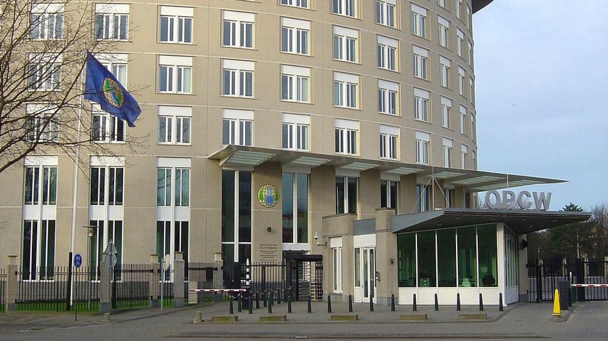 Захарова: Лондон признался в манипуляциях вокруг истории с Навальным Политика