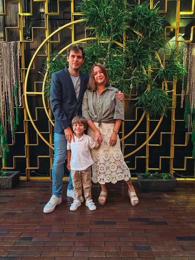 Как сейчас выглядит и чем занимается единственный внук Юрия Гагарина — и какую способность он перенял у знаменитого деда Как сейчас выглядит и чем занимается единственный внук Юрия Гагарина — и какую способность он перенял у знаменитого деда Юриймладший, Гагарина, космонавта, интервью, первого, месте, жизнь, знаменитого, профессию, всегда, Кондратчик, космосом, после, дедушки, стопам, любом, работает, управления, выбрал, Дальним